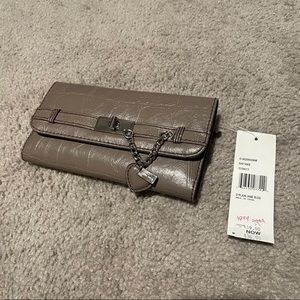 *NWT* Nine West Long Wallet